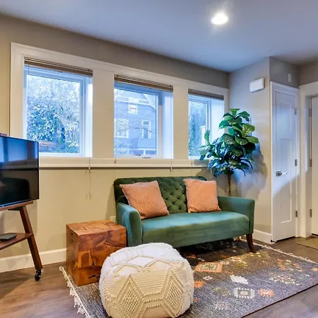 Walkable Portland Studio Less Than 1 Mi To Dtwn!
